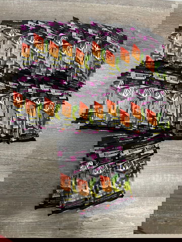 2021 Mosaic football cello packs lot (23)