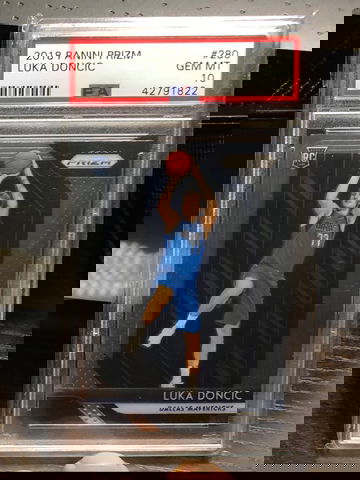 2018 Luka Doncic Panini Prizm Rookie RC PSA 10 