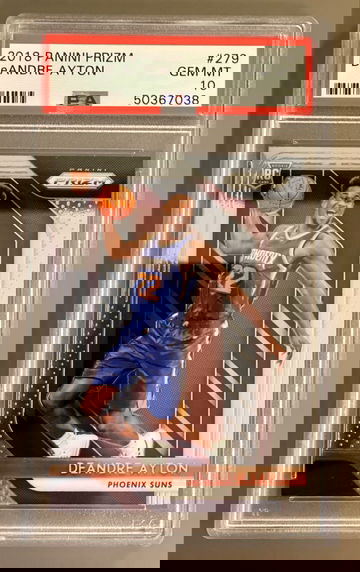 DeAndre Ayton Prizm Base 