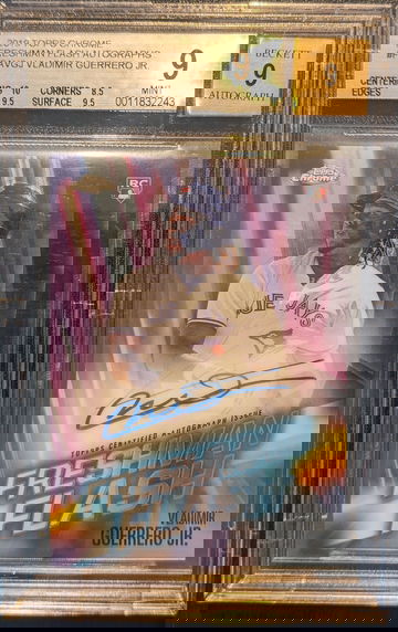 2019 Topps Chrome Vladimir Guerrero Jr Freshman Flash Autograph /99 BGS 9