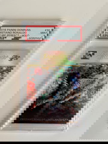 2016 Panini Donruss Cristiano Ronaldo Picture Perfect Holo   PSA 9 MINT