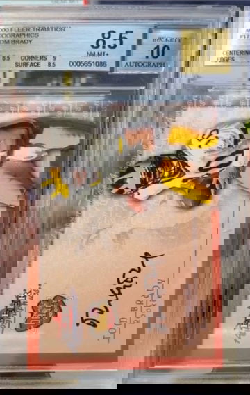 2000 Tom Brady Fleer Tradition Autographics BGS 8.5