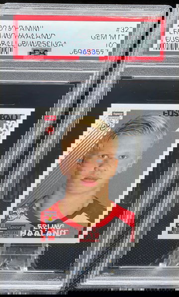 Erling Haaland 2019 Panini Fussball Sticker RC #32 PSA 10