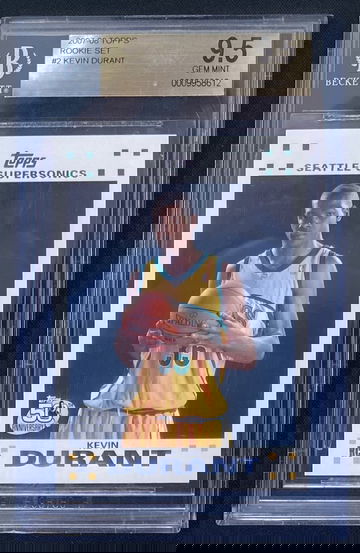 2007 Topps #2 Kevin Durant Rookie Card RC Graded BGS 9.5 Gem Mint