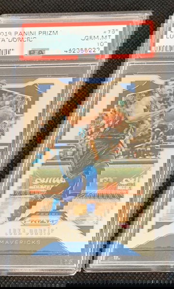 2019 Prizm Luka Doncic PSA 10