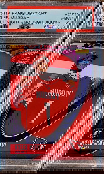 2019 SP /573 KYLER MURRAY Panini Instant Draft Night Holding Jersey PSA 9 POP 17