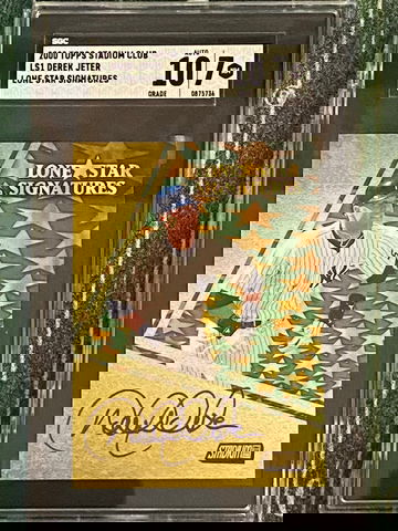 2000 Topps Stadium Club Derek Jeter Lone Star Signatures SGC 7 w/ 10 Auto