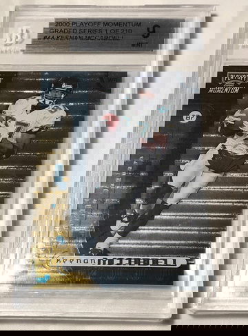 2000 PLAYOFF MOMENTUM GRADED SERIES 1 OF 210 #44 KEENAN MCCARDELL MINT-9