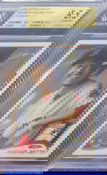 2014 Mookie Betts Topps Update Smiling Dugout SP