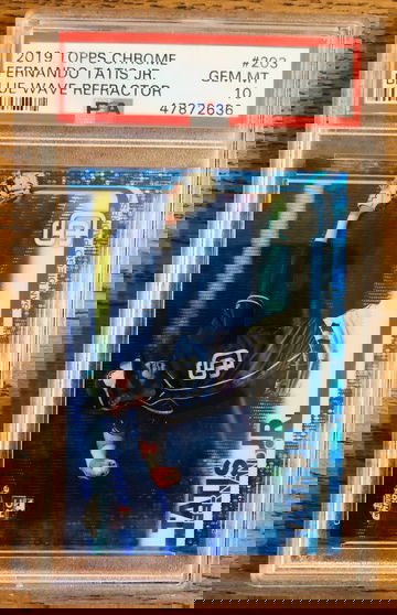 2019 Topps Chrome Fernando Tatis Jr. Blue Wave Refractor /75 PSA 10