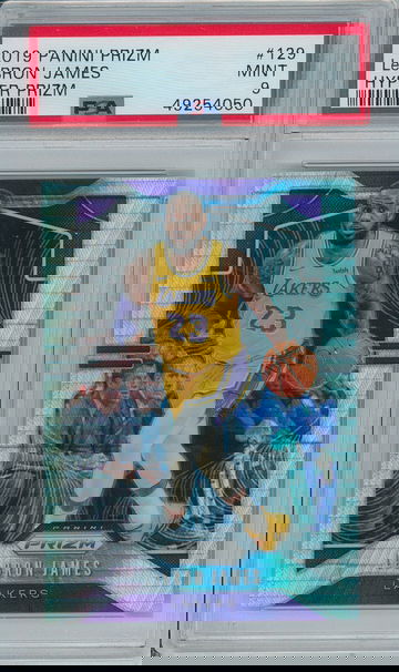 2019 Panini Prizm #129 Hyper - Lebron James (PSA 9)