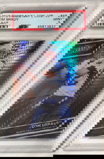 2016 PANINI NAT’L CON. VIP #49 TOM BRADY “PULSAR” MINT-9 REFRACTOR 
