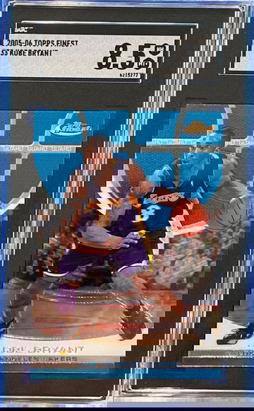 2005 TOPPS Finest #33 KOBE BRYANT SGC 8.5 NM-MT