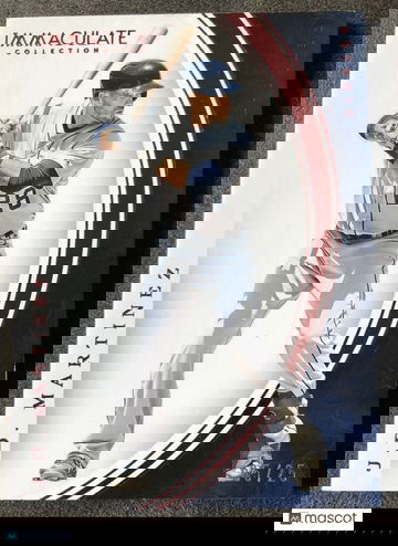 2016 Immaculate Collection #94 J. D. Martinez Red SP 05/25 Detroit Tigers