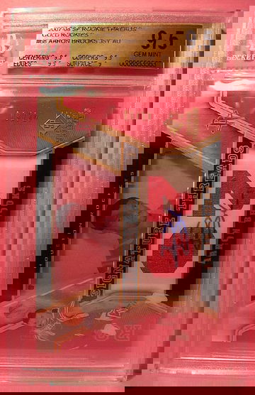 2007-08 SP ROOKIE THREADS GOLD ROOKIES #68 AARON BROOKS AUTO 45/50 BGS 9.5 GEM MINT