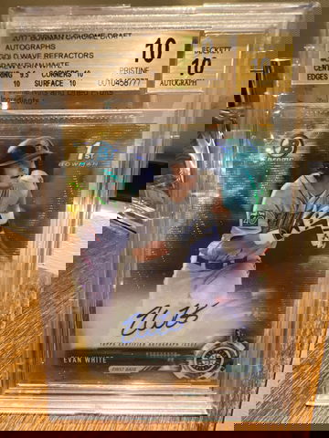 2017 Bowman chrome draft auto Evan White Gold wave refractor /50 BGS 10