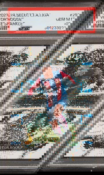 2023-24 PANINI SELECT LA LIGA VITOR ROQUE WHITE SPARKLE SSP #29 ROOKIE RC PSA 10