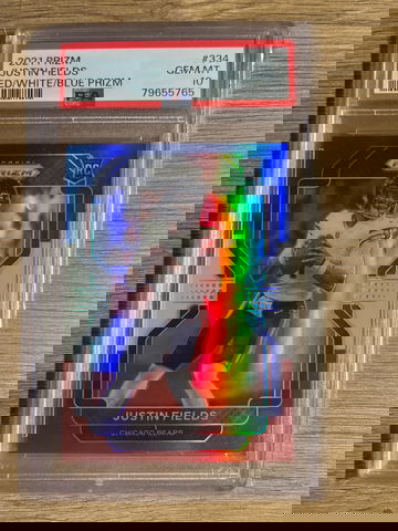 2021 Prizm Justin Fields RED/WHITE/BLUE PSA 10 GEM MT Chicago Bears Rookie Card