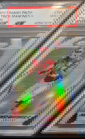 2017 PRIZM PATRICK MAHOMES PRIZM PSA 9