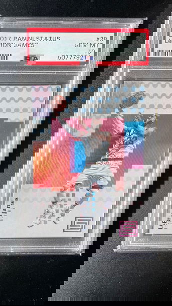 2017 Status Lebron James PSA 10
