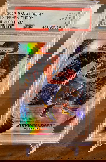 Stephen Curry - 2017 Silver Prizm - PSA 9