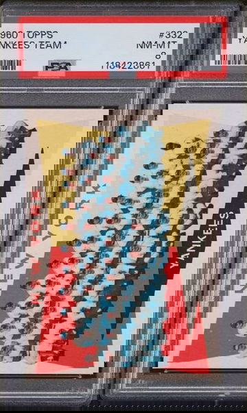 1960 Topps #332 Yankees Team PSA 8 NM/MT