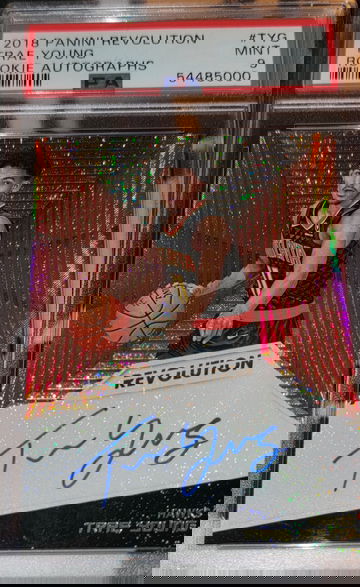 2018 PANINI REVOLUTION #TYG TRAE YOUNG ROOKIE AUTOGRAPHS PSA MINT 9