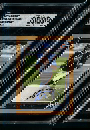 2021 DONRUSS  Justin Fields ROOKIE AUTO Bronze SSP RATED ROOKIE SGC 10/10 POP 1