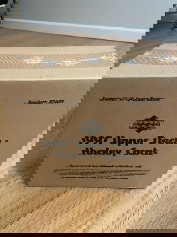 1997/98 SPX Hobby Hockey case sealed. 14 18 pack boxes