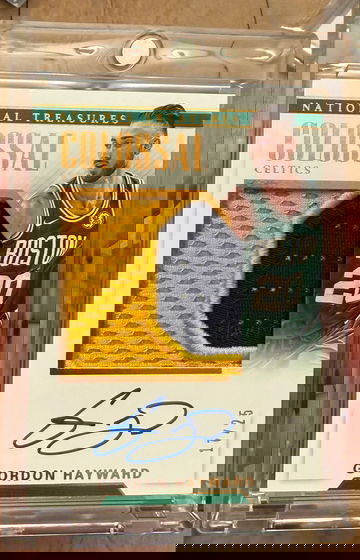 2017 National Treasures Gordon Hayward Colossal Game Worn Patch Auto Bronze /25