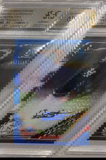 2019 Bowman Chrome Blue Refractors Auto RC Deivi Garcia 9.5/10