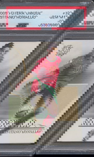 2005 Futera Unique Cristiano Ronaldo # 32 PSA 10