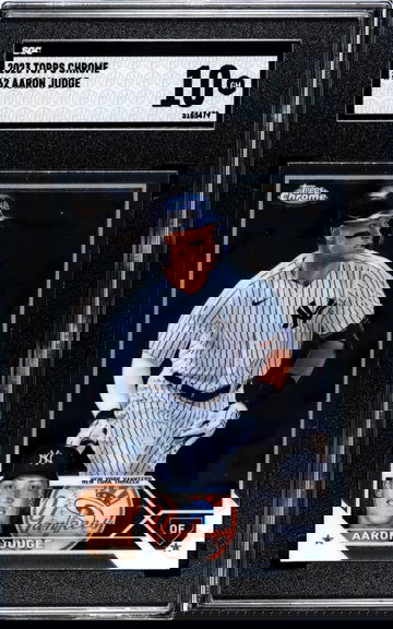 2023 Topps Chrome #62 Aaron Judge SGC 10 GM