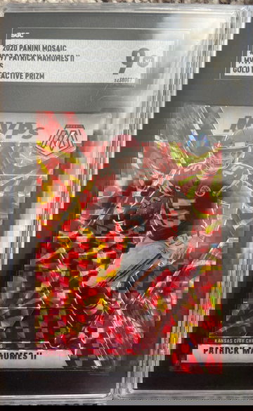 2020 Mosaic #297 Patrick Mahomes II MVPs Gold Reactive Prizm SGC 9