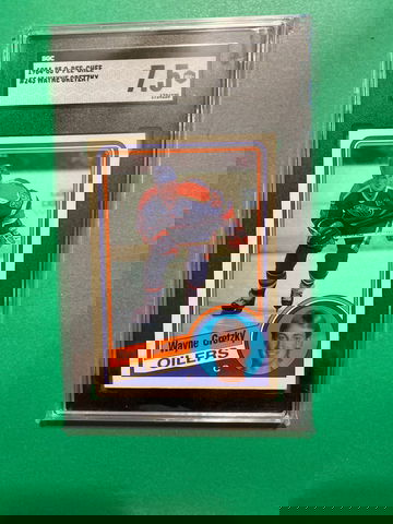 1984 85  OPC #243  Wayne Gretzky Centerd 