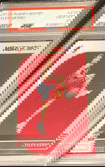 2019 Hoops Tyler Herro PSA 10