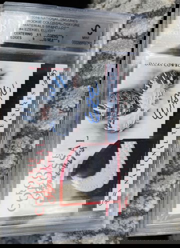 2016 Ezekiel Elliott National Treasures Colossal Nike Logo Rookie Patch Auto RPA RC BGS 9/10 #1/2