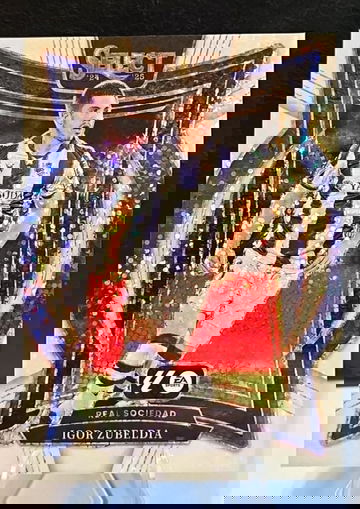 IGOR ZUBELDIA  WHITE SPARKLE  Terrace  2024-25 Panini LA LIGA SELECT  REAL SOCIEDAD