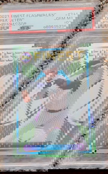 2022 Finest Flashbacks Derek Jeter SP - Refractor PSA 10