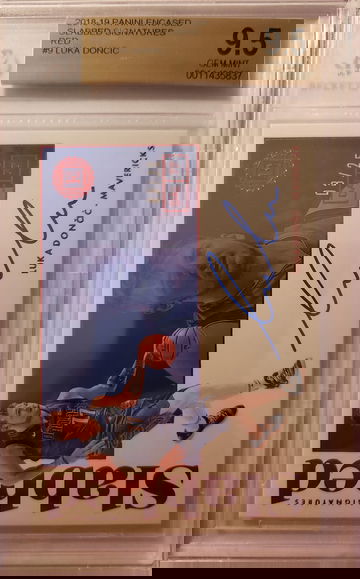 2018-19 Panini Encased. Luka Doncic  Red Auto RookieBGS 9.5