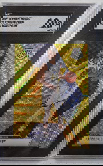 2019 Mosaic Stephen Curry Gold Wave SGC 10