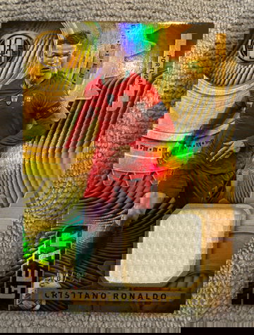 2019-20 Panini Gold Standard Gear 8/39 Cristiano Ronaldo Portugal #G-CR7 