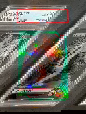 2024 Panini Prizm Caitlin Clark Green Prizm #22 PSA 8