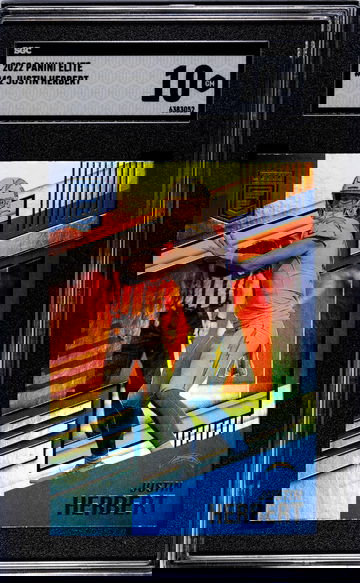 2022 Panini Elite #42 Justin Herbert SGC 10