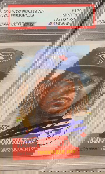 2019 Topps Living Vladimir Guerrero Jr Rookie AUTO