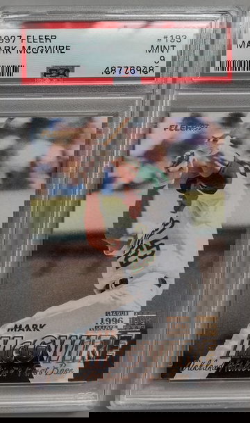 1997 Fleer Mark McGwire PSA 9