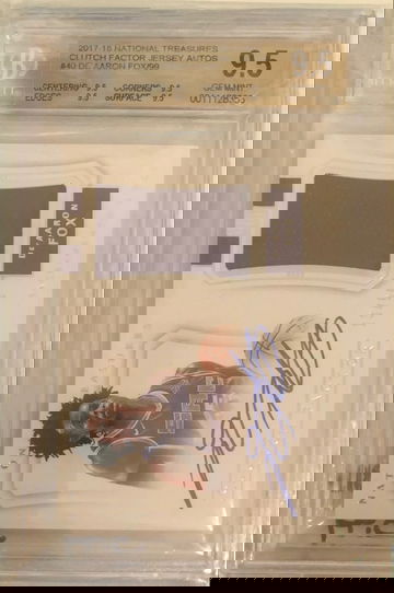 2017-18 National Treasures clutch Factor Jersey auto De'Aaron Fox /99