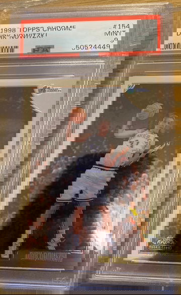 1997 Topps Chrome Dirk Nowitzki PSA 9