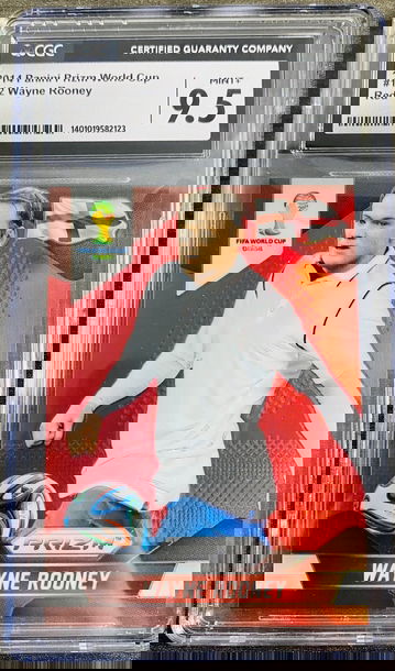 Wayne Rooney 2014 Prizm Red 2014 World Cup England CGC 9.5 