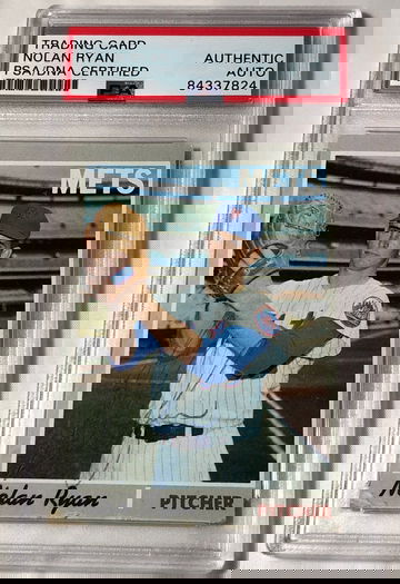   1970 TRADING CARD #712 N. RYAN AUTH (BLUE INK BALL PIN ) SIGNED  PSA/DNA CERT(CARD TORN R/LOWER CORNER)